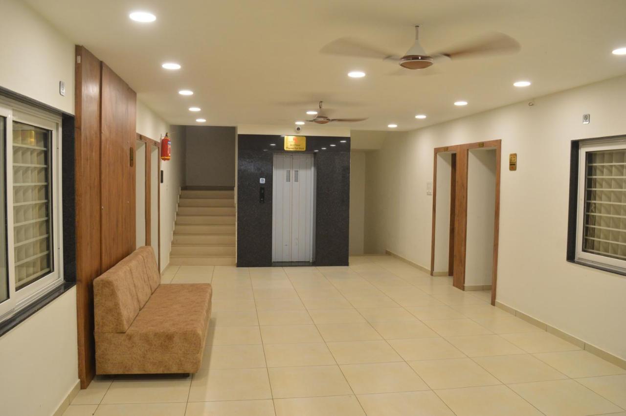 Hotel Revive Veraval المظهر الخارجي الصورة